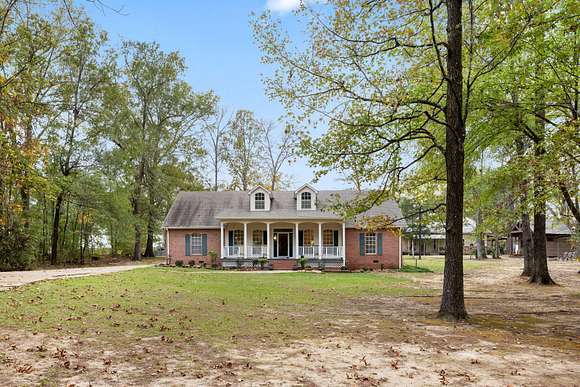 2.57 Acres of Residential Land with Home for Sale in Aberdeen, Mississippi