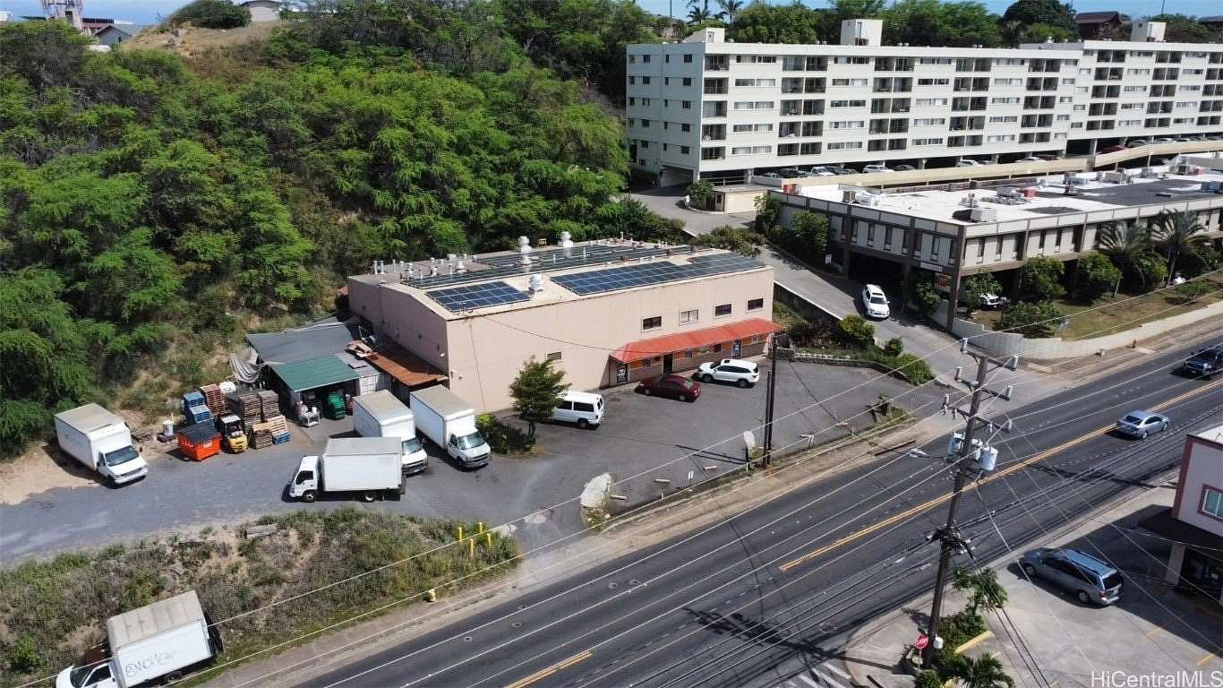 2.127 Acres of Commercial Land for Sale in Wailuku, Hawaii