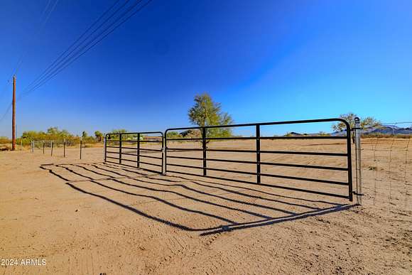 1.3 Acres of Land for Sale in Maricopa, Arizona