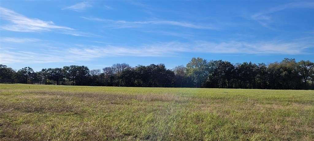 1.01 Acres of Residential Land for Sale in Alvarado, Texas