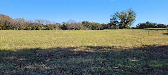 1.011 Acres of Residential Land for Sale in Alvarado, Texas