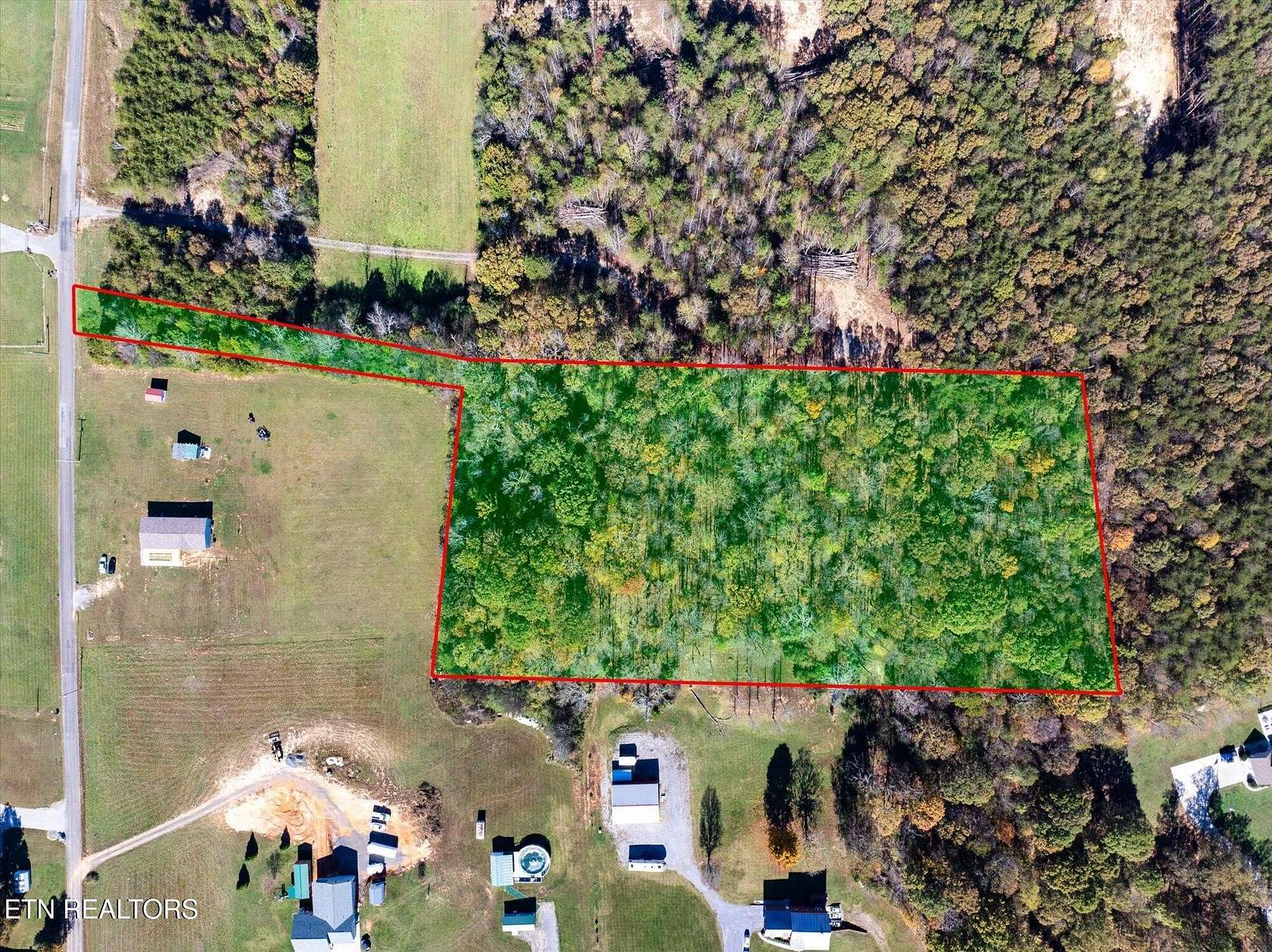 5.5 Acres of Residential Land for Sale in Etowah, Tennessee