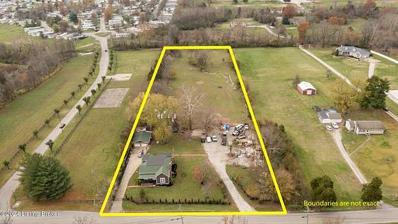 4.16 Acres of Residential Land with Home for Sale in Louisville, Kentucky