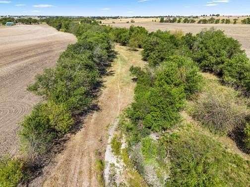 15 Acres of Agricultural Land for Sale in Granger, Texas