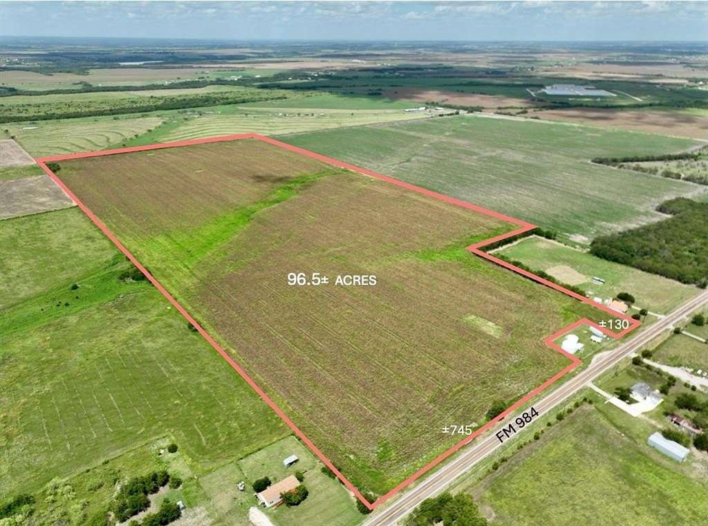 96.537 Acres of Land for Sale in Ennis, Texas