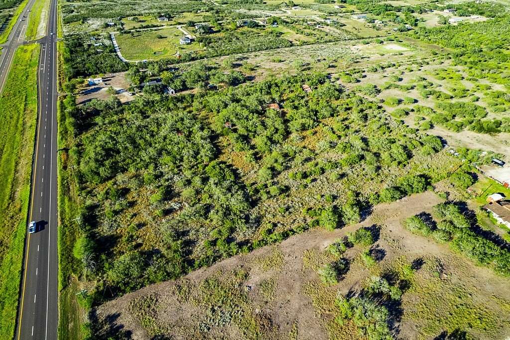 1 Acre of Residential Land for Sale in Orange Grove, Texas