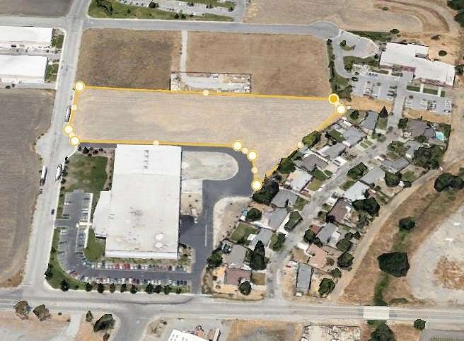 4.14 Acres of Commercial Land for Sale in Hollister, California