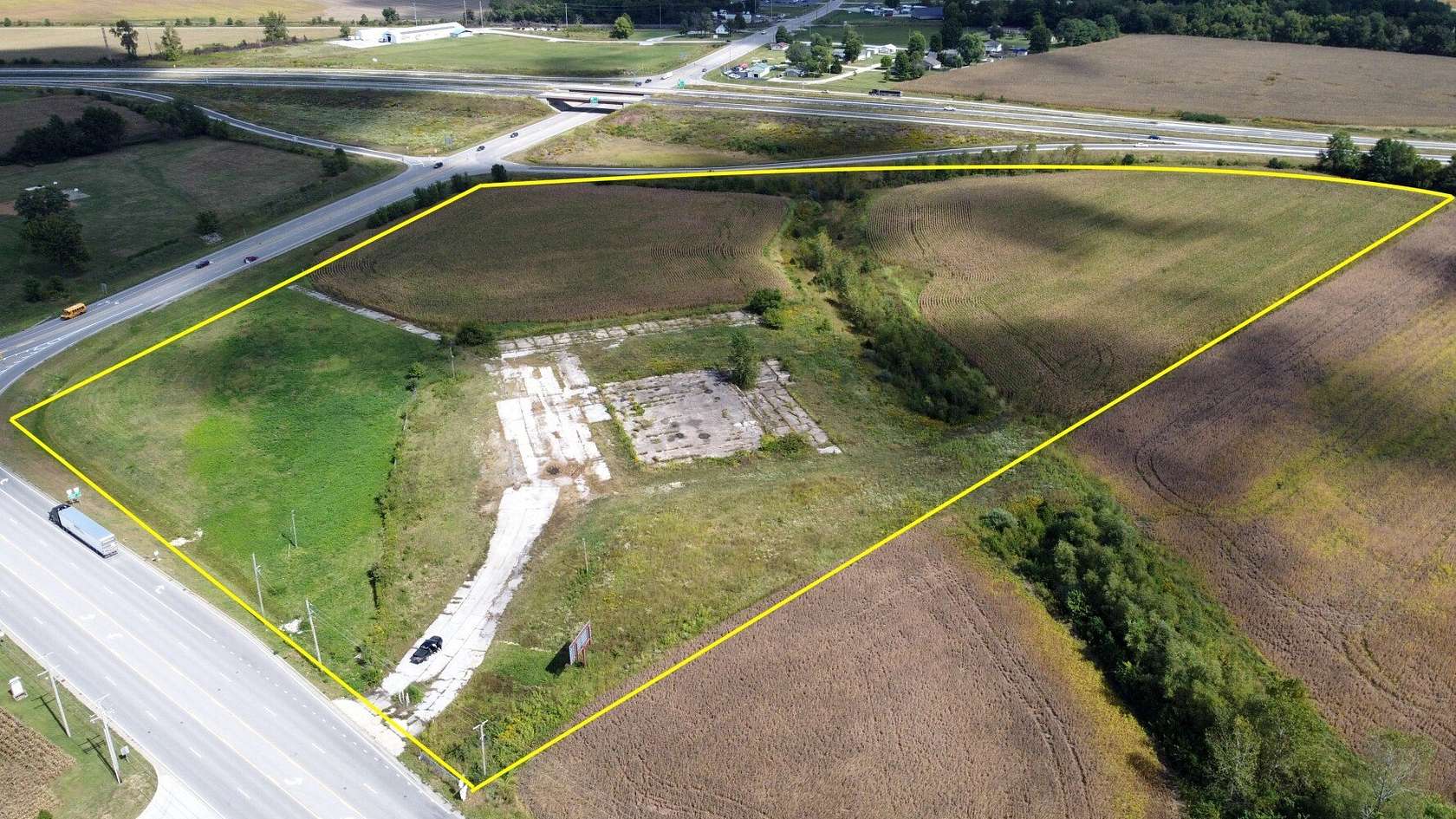 18.16 Acres of Commercial Land for Sale in Godfrey, Illinois