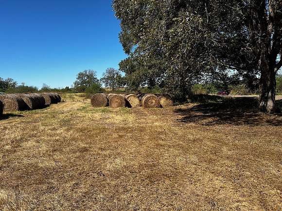 1.099 Acres of Commercial Land for Sale in La Grange, Texas