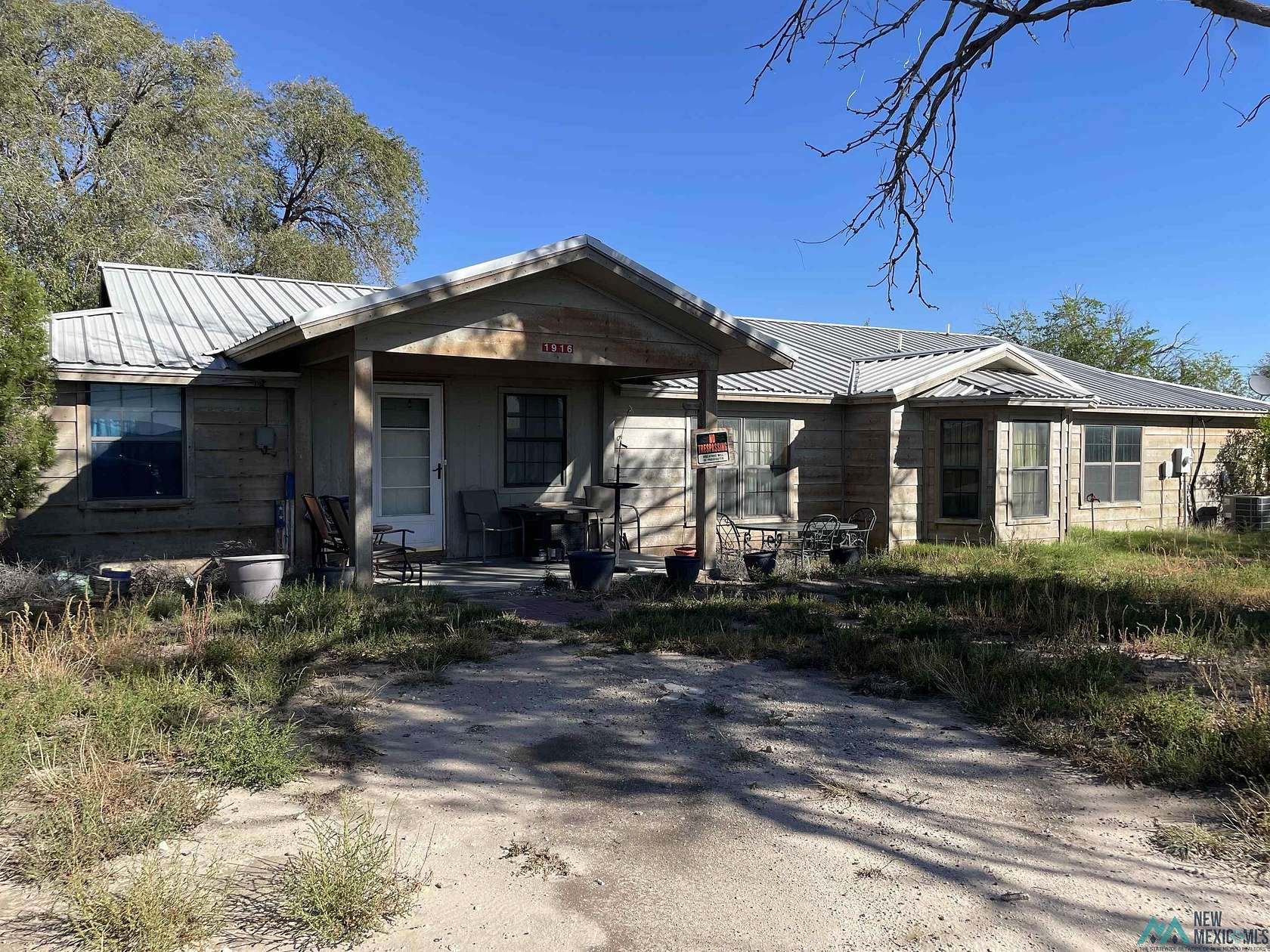 10.33 Acres of Land with Home for Sale in Portales, New Mexico