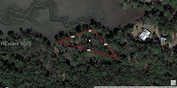 6 Acres of Residential Land for Sale in Daufuskie Island, South Carolina
