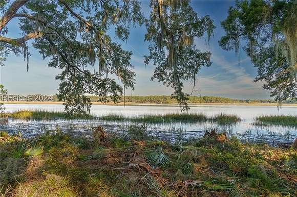 1.567 Acres of Land for Sale in Bluffton, South Carolina