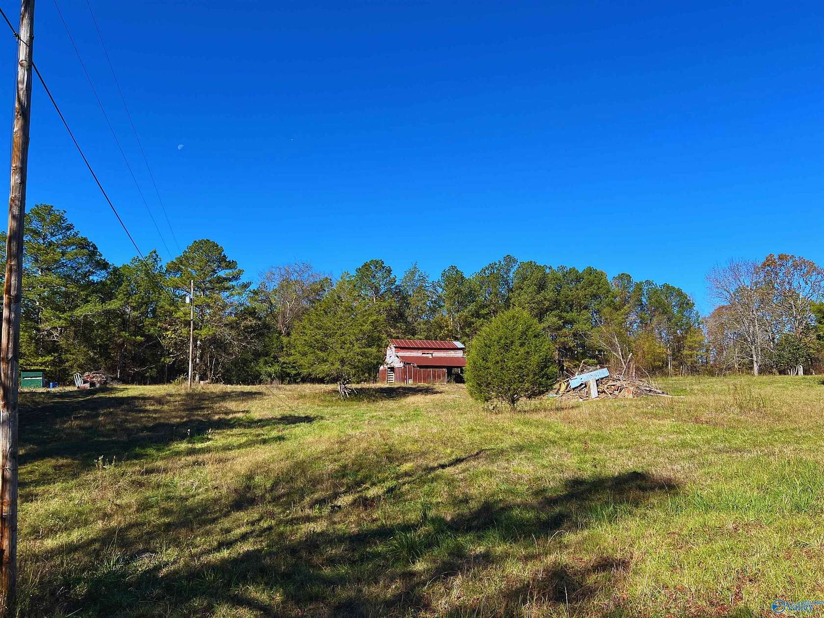 7 Acres of Residential Land for Sale in Gadsden, Alabama