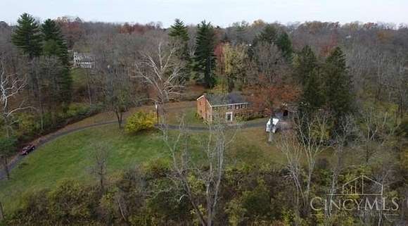 5.34 Acres of Residential Land with Home for Sale in Indian Hill, Ohio