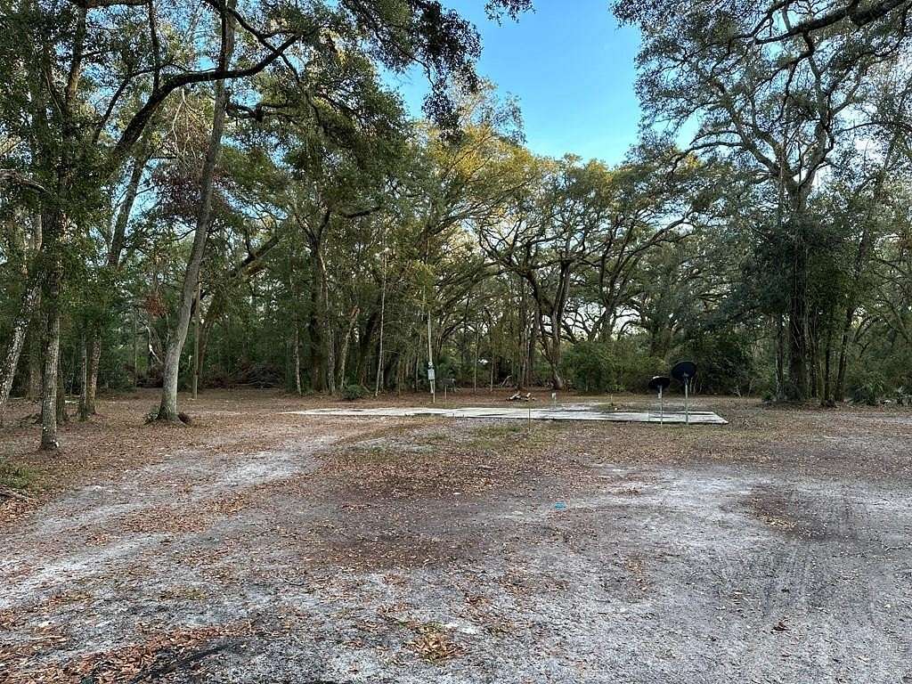 3 Acres of Residential Land for Sale in Old Town, Florida