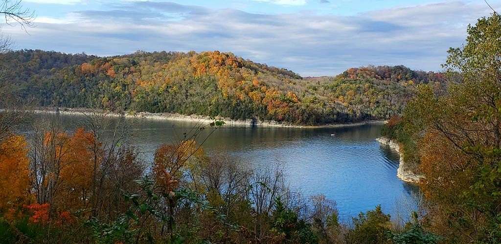 1.05 Acres of Residential Land for Sale in Silver Point, Tennessee