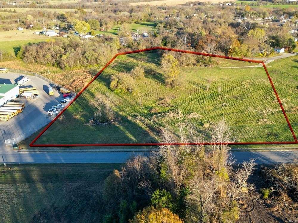 5.5 Acres of Commercial Land for Sale in Lebanon, Missouri