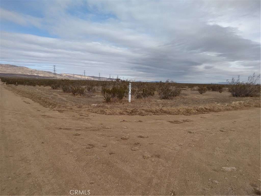 0.73 Acres of Land for Sale in Mojave, California