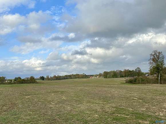 9.77 Acres of Land for Sale in Athens, Alabama