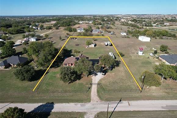 2 Acres of Residential Land with Home for Sale in Newark, Texas