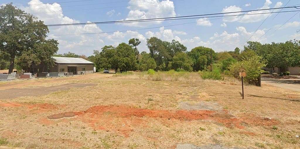 0.82 Acres of Commercial Land for Sale in Nacogdoches, Texas