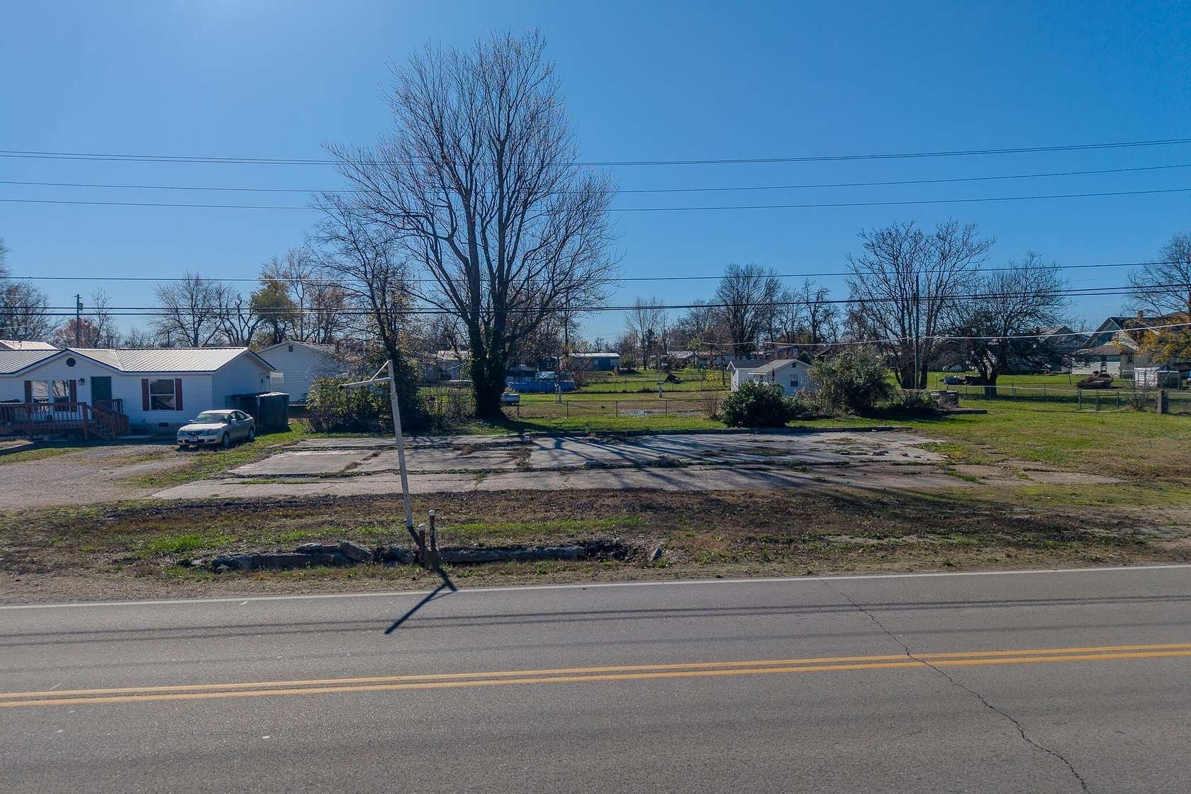 0.33 Acres of Mixed-Use Land for Sale in Seymour, Missouri