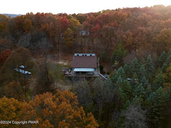 7.72 Acres of Residential Land with Home for Sale in Slatington, Pennsylvania