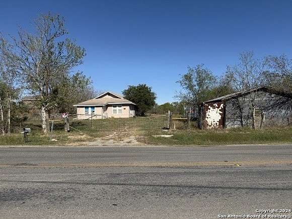 1.482 Acres of Improved Residential Land for Sale in Converse, Texas