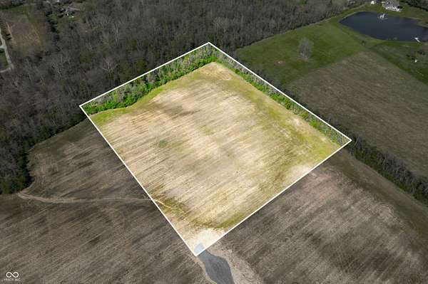 8 Acres of Residential Land for Sale in Mooresville, Indiana