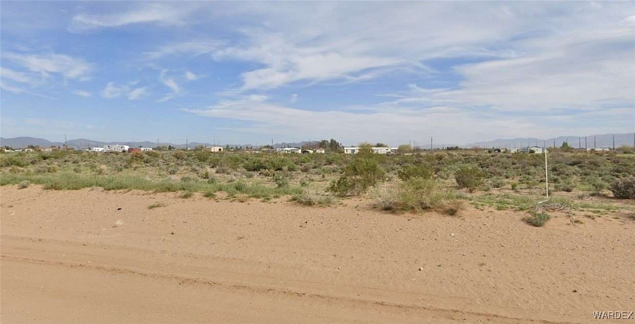 1 Acre of Residential Land for Sale in Golden Valley, Arizona