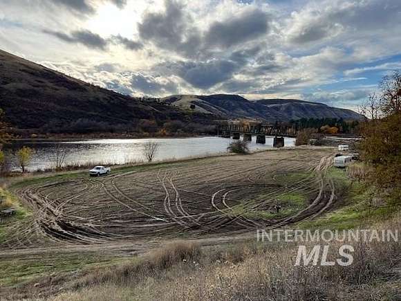 1.9 Acres of Residential Land for Sale in Juliaetta, Idaho