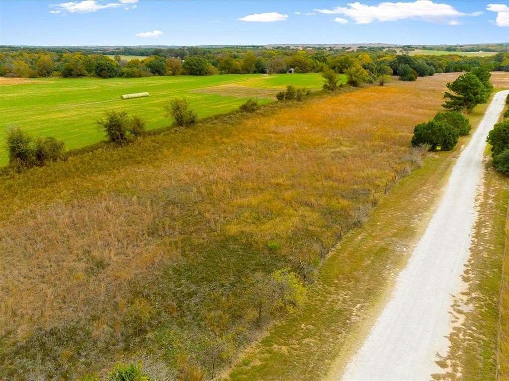 5 Acres of Residential Land for Sale in Granbury, Texas