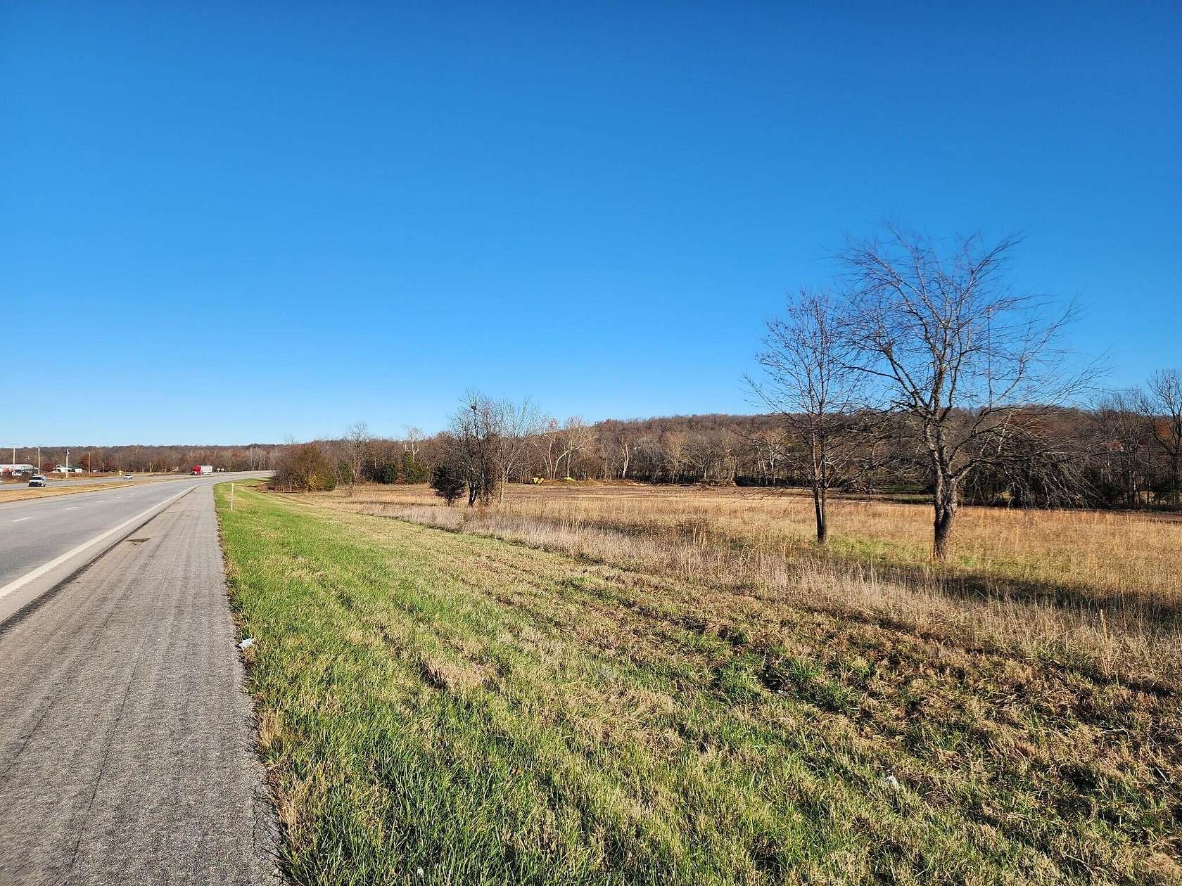 16.74 Acres of Land for Sale in Brighton, Missouri