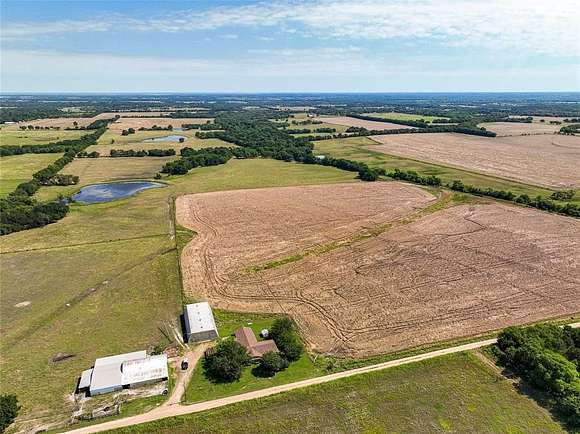 498 Acres of Recreational Land & Farm for Sale in Whitewright, Texas