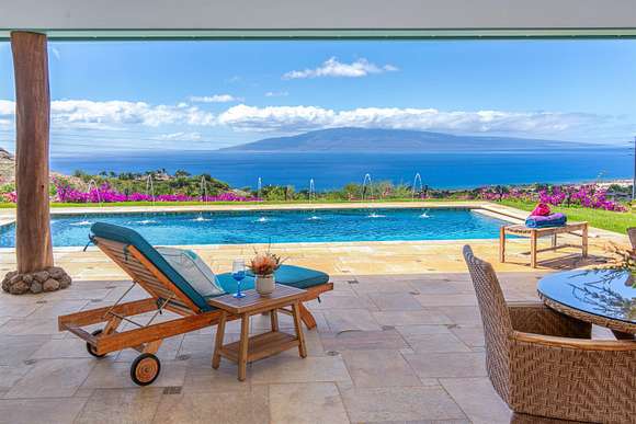 3.358 Acres of Residential Land with Home for Sale in Lahaina, Hawaii