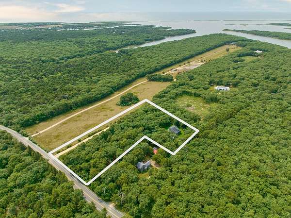 3 Acres of Residential Land with Home for Sale in Edgartown, Massachusetts