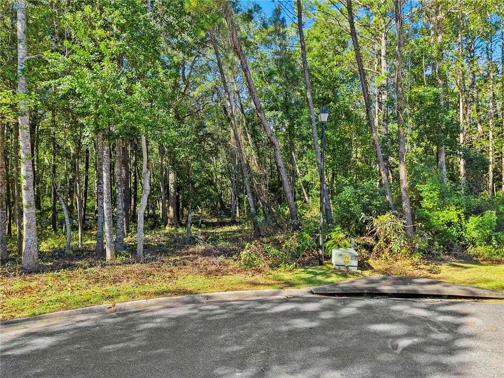 1.1 Acres of Residential Land for Sale in Fairhope, Alabama