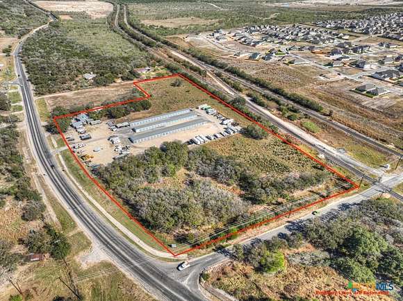 9.718 Acres of Improved Commercial Land for Sale in New Braunfels, Texas