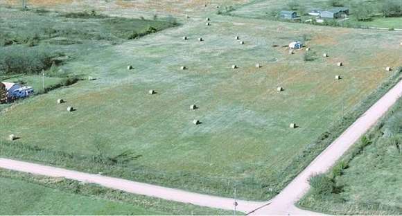 10 Acres of Recreational Land for Sale in Porter, Oklahoma