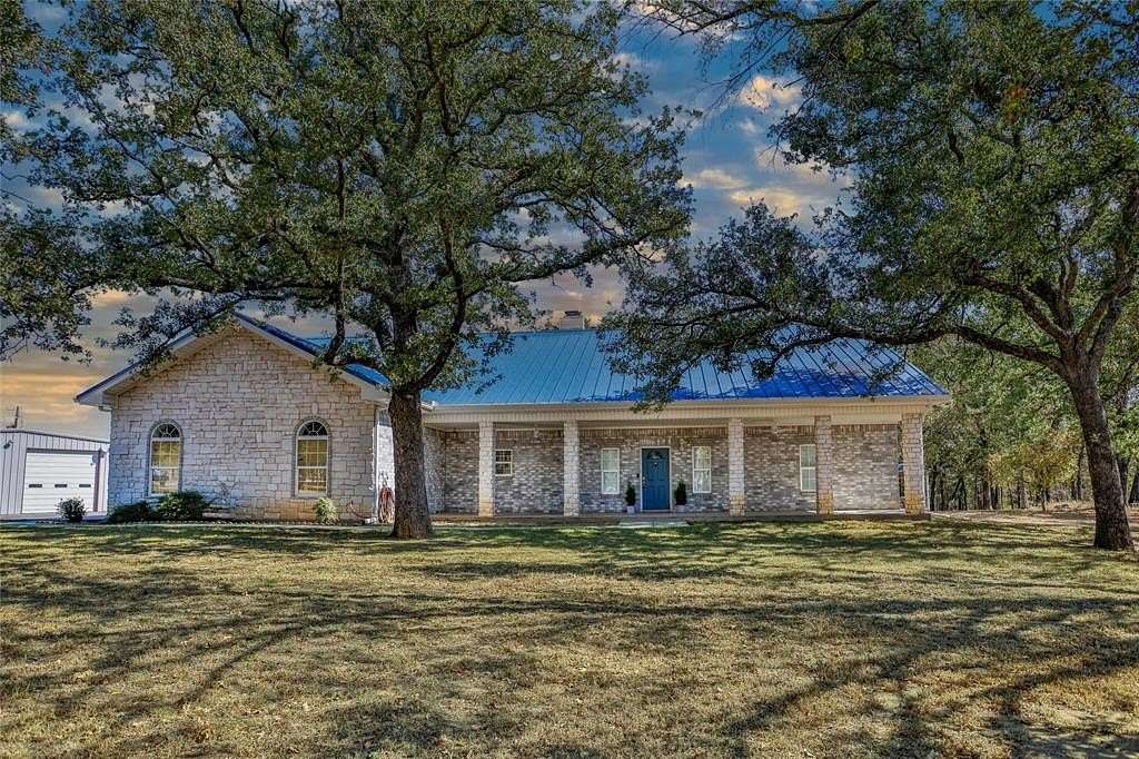 7.39 Acres of Residential Land with Home for Sale in Gainesville, Texas