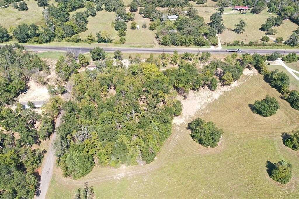 4.066 Acres of Land for Sale in Fairfield, Texas