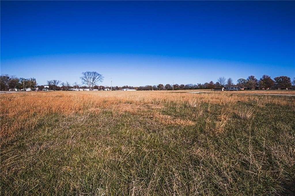 12.68 Acres of Land for Sale in Pleasanton, Kansas