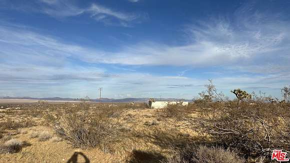 2.27 Acres of Residential Land for Sale in Landers, California