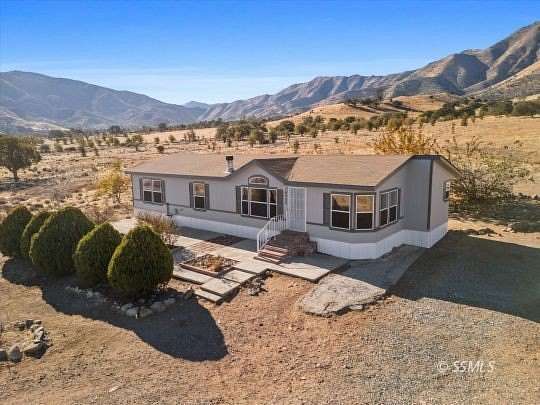 12.71 Acres of Land with Home for Sale in Lake Isabella, California