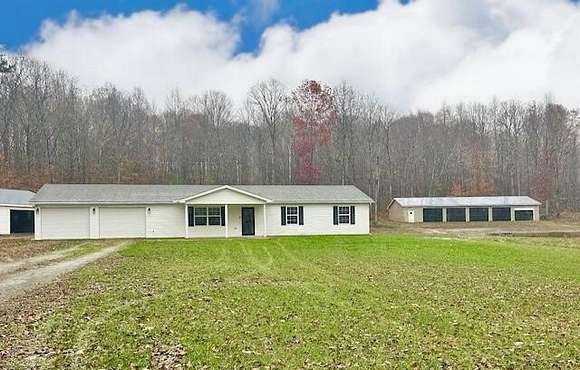 5.33 Acres of Residential Land with Home for Sale in Somerset, Kentucky