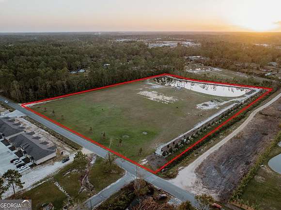 10.07 Acres of Land for Sale in Baxley, Georgia