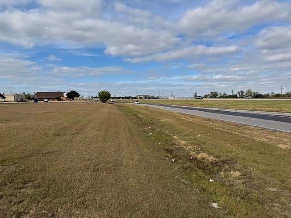 2.284 Acres of Commercial Land for Sale in Waxahachie, Texas