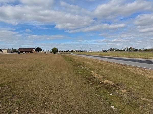 2.28 Acres of Commercial Land for Sale in Waxahachie, Texas