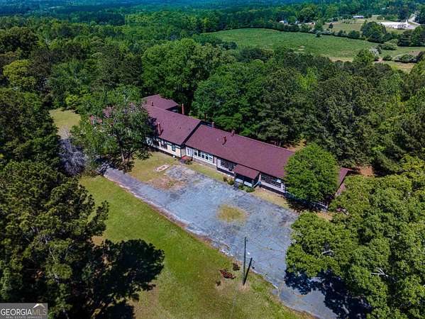 8 Acres of Commercial Land for Sale in Hogansville, Georgia