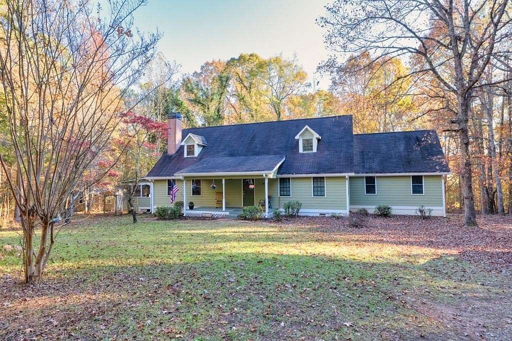 7.7 Acres of Residential Land with Home for Sale in Bishop, Georgia